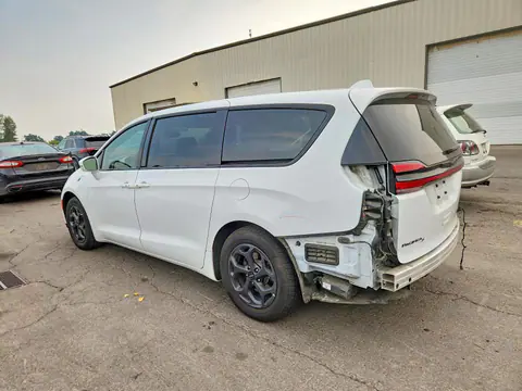 2022 Chrysler Pacifica VIN 2C4RC1S70NR137127 фото 2