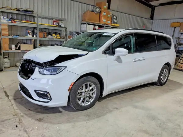 2C4RC1BG3NR158585 — 2022 Chrysler Pacifica, Передняя часть (Front End), фото до ремонта