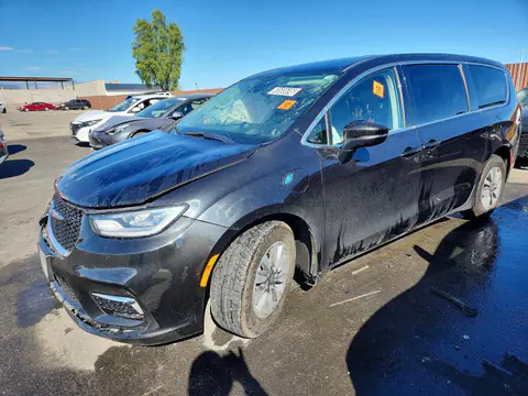 2C4RC1L74PR632562 — 2023 Chrysler Pacifica, Передняя часть (Front End), фото до ремонта