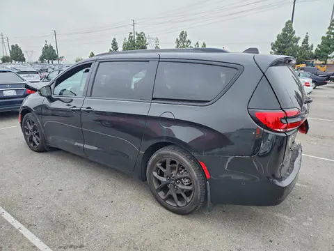 2023 Chrysler Pacifica VIN 2C4RC1GG7PR570861 фото 2