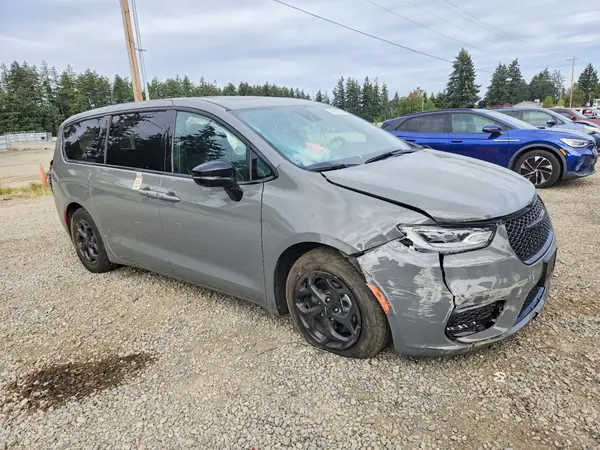 2C4RC1S79PR609361 — 2023 Chrysler Pacifica, фото 4 с аукциона Copart, Передняя часть