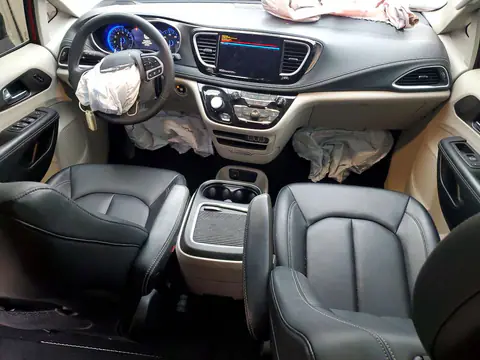 2C4RC3BG0RR204701 — 2024 Chrysler Pacifica, фото 8 с аукциона Copart, Сторона