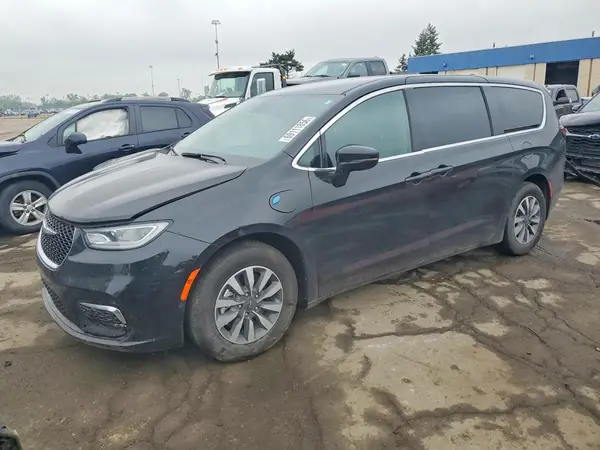 2C4RC1S75SR563102 — 2025 Chrysler Pacifica, Передняя часть (Front End), фото до ремонта