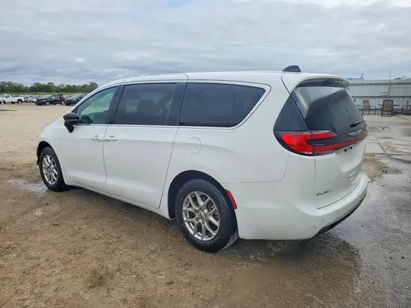 2C4RC1BG7SR555325 — 2025 Chrysler Pacifica, фото 2 с аукциона Copart 05.10.2026, Передняя часть