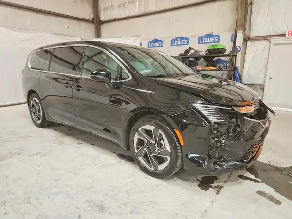 2C4RC1GG1VR554328 — 2027 Chrysler Pacifica, фото 4 с аукциона Copart 05.10.2026, Передняя часть