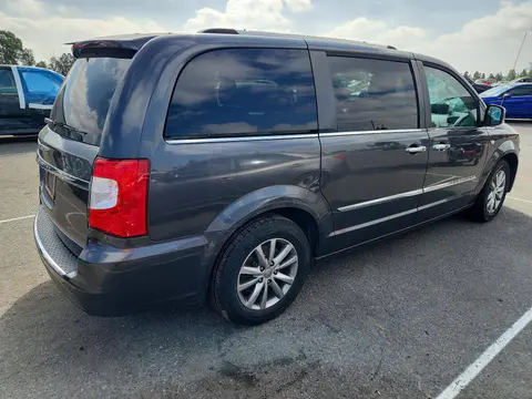 2014 Chrysler Town &amp; Country VIN 2C4RC1CG2ER420059 фото 3
