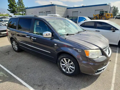 2014 Chrysler Town &amp; Country VIN 2C4RC1CG2ER420059 фото 4