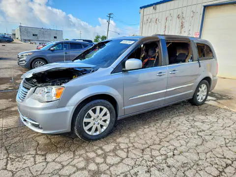 2C4RC1BG1FR695683 — 2015 Chrysler Town &amp; Country, Пожар салона (Burn - Interior), фото до ремонта