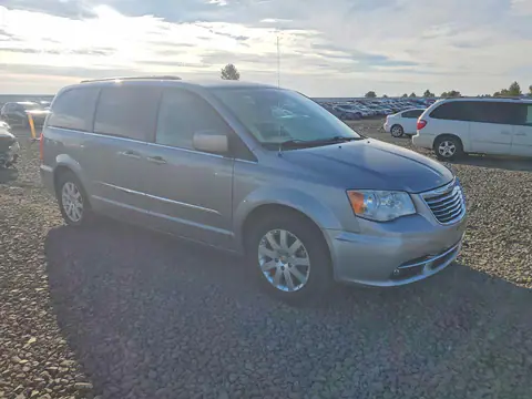 2C4RC1BG3FR696026 — 2015 Chrysler Town &amp; Country, фото 4 с аукциона Copart 30.09.2026, Задняя часть