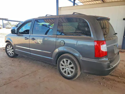 2016 Chrysler Town &amp; Country VIN 2C4RC1BG4GR245589 фото 2