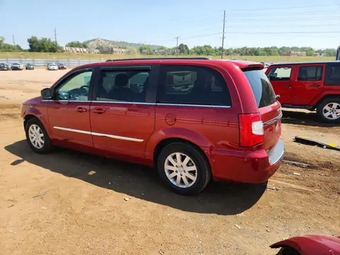 2C4RC1BG1GR213957 — 2016 Chrysler Town &amp; Country, фото 2 с аукциона Copart 14.10.2026, Передняя часть