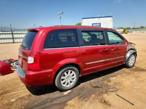 2C4RC1BG1GR213957 — 2016 Chrysler Town &amp; Country, фото 3 с аукциона Copart 14.10.2026, Передняя часть