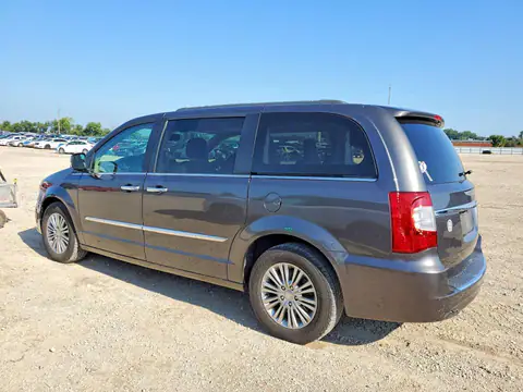 2C4RC1CGXGR221831 — 2016 Chrysler Town &amp; Country, фото 2 с аукциона Copart 30.09.2026, Боковая часть