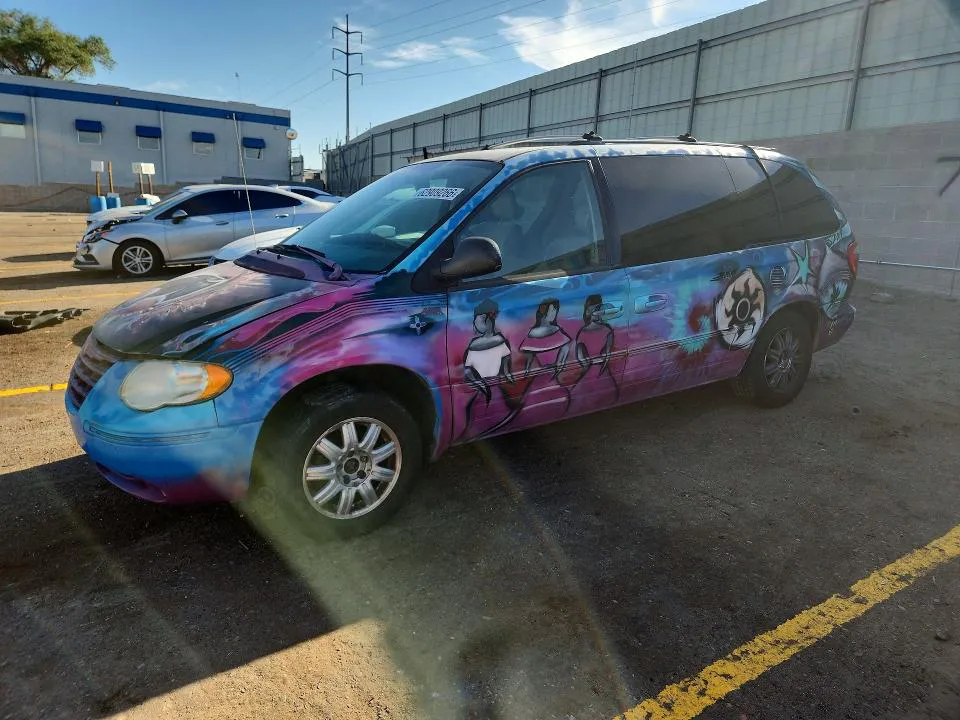 2005 CHRYSLER TOWN & COUNTRY VIN 2C8GP64L75R240689 фото 1