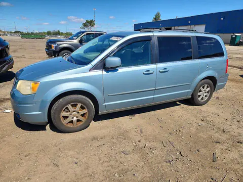 2A8HR54P28R114797 — 2008 Chrysler TOWN & Country, Задняя часть (Rear End), фото до ремонта