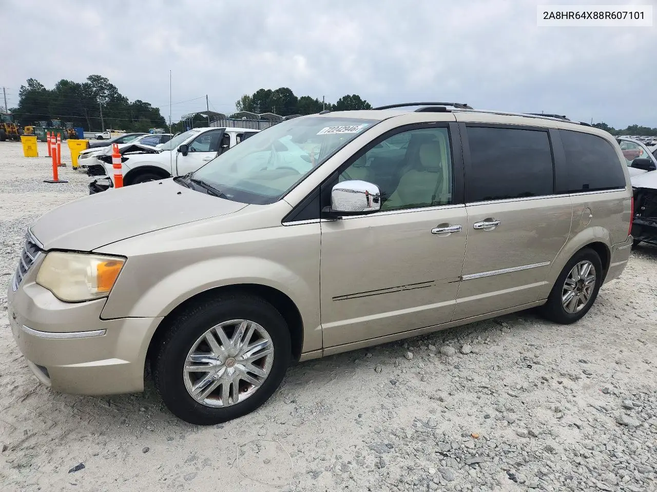 2008 Chrysler Town & Country Limited VIN 2A8HR64X88R607101 фото 1