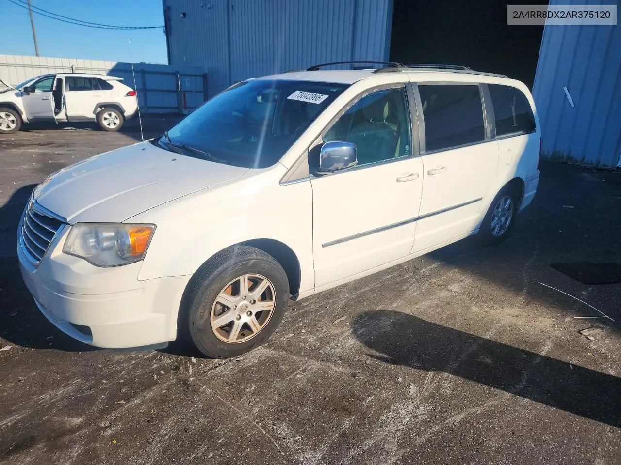 2A4RR8DX2AR375120 Chrysler TOWN & Country 2010 — повреждение Задняя часть, фото до ремонта