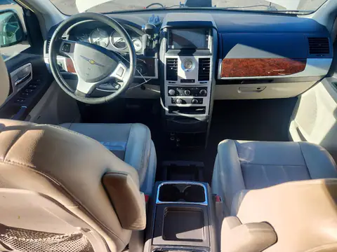 2A4RR8DX2AR375120 — 2010 Chrysler TOWN & Country, фото 8 с аукциона Copart, Задняя часть