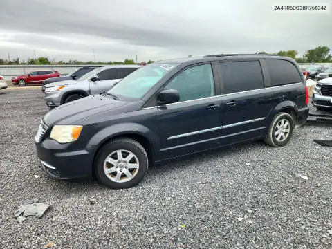 2A4RR5DG3BR766342 — 2011 Chrysler TOWN & Country, Град, фото до ремонта