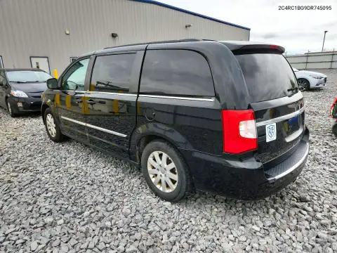 2C4RC1BG9DR745095 — 2013 Chrysler TOWN & Country, фото 2 с аукциона Copart, Передняя часть
