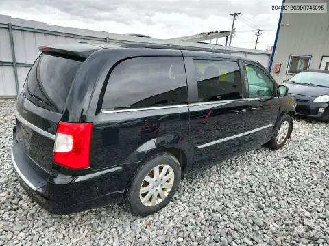 2C4RC1BG9DR745095 — 2013 Chrysler TOWN & Country, фото 3 с аукциона Copart, Передняя часть