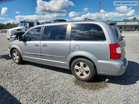 2C4RC1BGXER123879 — 2014 Chrysler TOWN & Country, фото 2 с аукциона Copart, Естественный износ