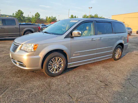 2C4RC1CG7FR572596 — 2015 Chrysler TOWN & Country, Мелкие вмятины и царапины (Minor Dent/Scratches), фото до ремонта