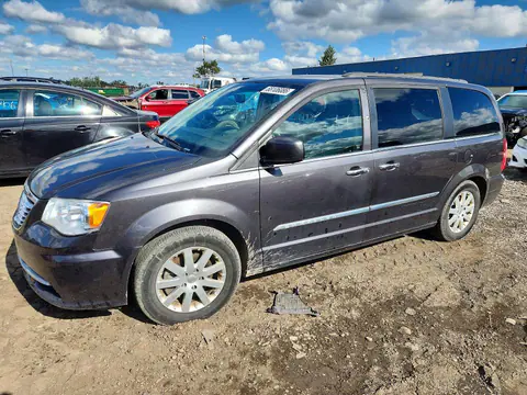 2C4RC1BG4FR513958 — 2015 Chrysler TOWN & Country, Боковая часть (Side), фото до ремонта