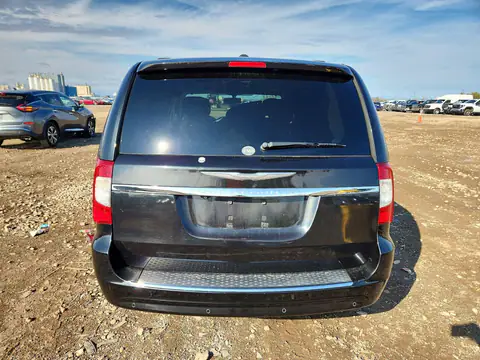 2C4RC1CG8FR627234 — 2015 Chrysler TOWN & Country, фото 6 с аукциона Copart, Передняя часть