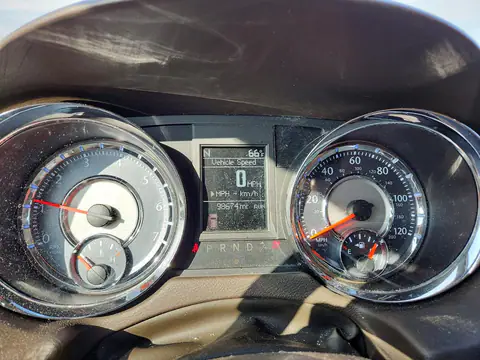 2C4RC1CG8FR627234 — 2015 Chrysler TOWN & Country, фото 9 с аукциона Copart, Передняя часть