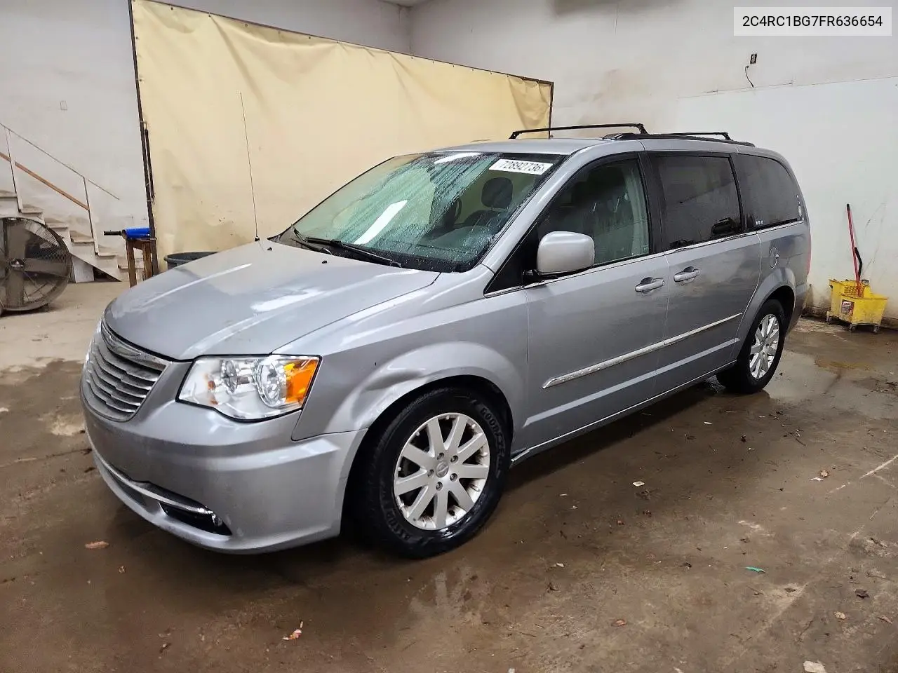 2C4RC1BG7FR636654 Chrysler TOWN & Country 2015 — повреждение Передняя часть, фото до ремонта