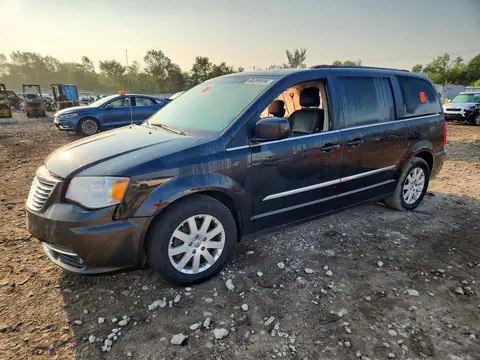 2C4RC1BG2GR268305 — 2016 Chrysler TOWN & Country, Боковая часть (Side), фото до ремонта
