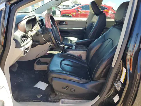 2020 Chrysler Voyager VIN 2C4RC1DG7LR264404 фото 7