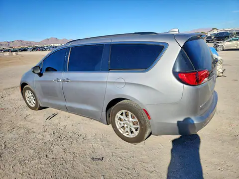 2020 Chrysler Voyager VIN 2C4RC1DG8LR156535 фото 2