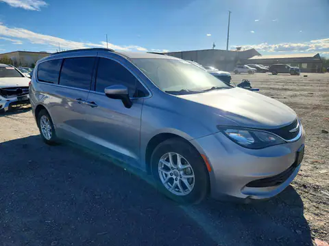 2020 Chrysler Voyager VIN 2C4RC1DG8LR156535 фото 4