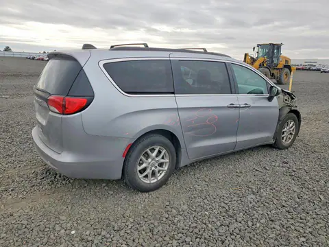 2021 Chrysler Voyager VIN 2C4RC1DG0MR523896 фото 3