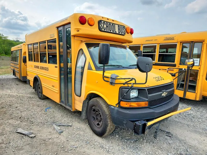 2011 COLLINS BANTAM G3500 VIN 1GB0G2BA0B1106950 фото 1