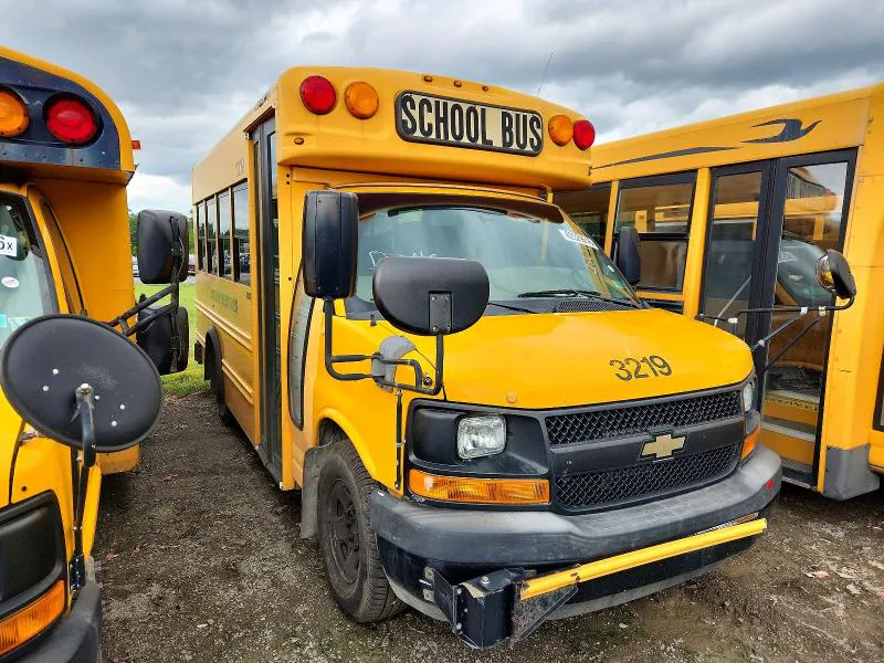 2011 COLLINS BANTAM G3500 VIN 1GB0G2BA6B1108038 фото 1