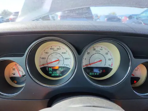2013 DODGE CHALLENGER VIN 2C3CDYAG1DH596611 фото 9