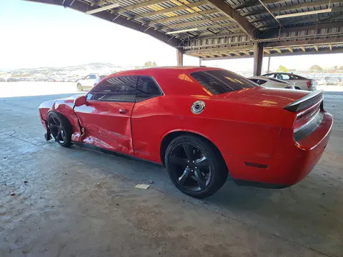 2014 Dodge Challenger VIN 2C3CDYAG2EH274027 фото 2