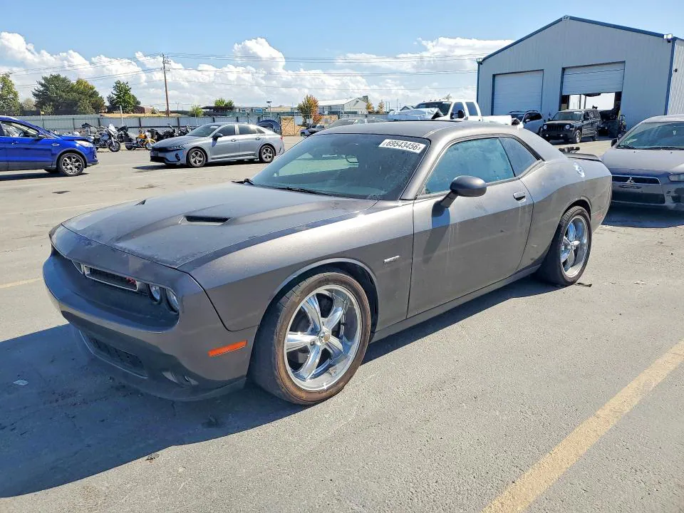 2015 Dodge Challenger VIN 2C3CDZAT7FH758523 фото 1
