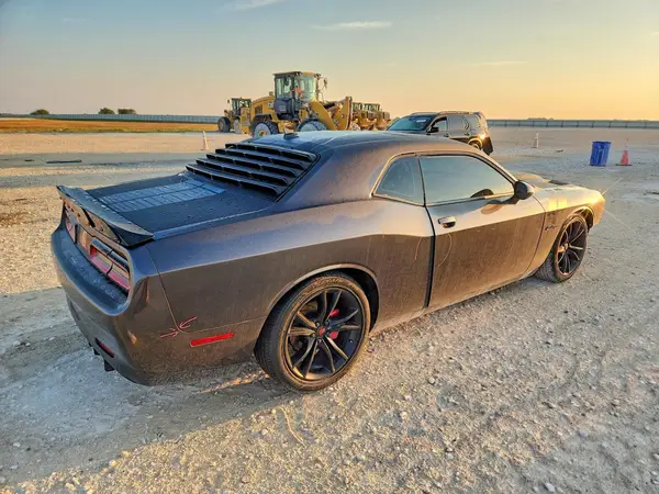 2C3CDZBT2GH214009 — 2016 Dodge Challenger, фото 3 с аукциона Copart, Передняя часть