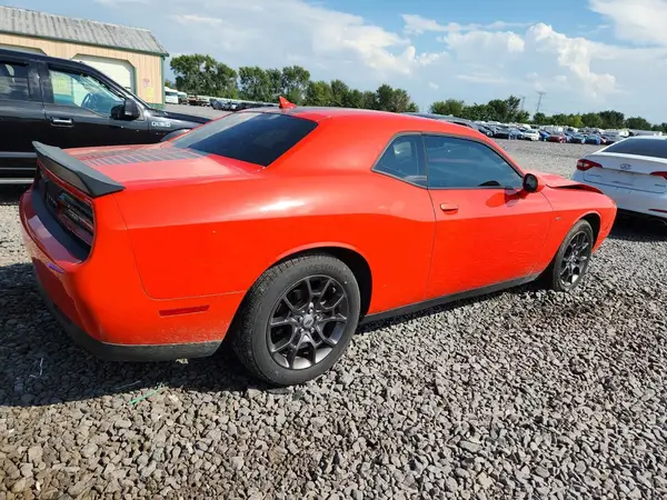 2C3CDZGGXJH323076 — 2018 Dodge Challenger, фото 3 с аукциона Copart 12.10.2026, Передняя часть