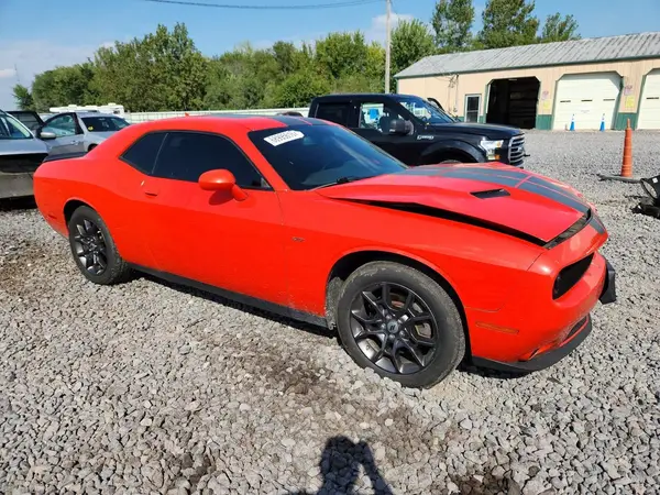 2C3CDZGGXJH323076 — 2018 Dodge Challenger, фото 4 с аукциона Copart 12.10.2026, Передняя часть