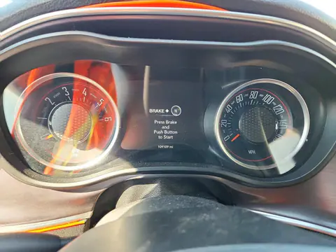 2018 Dodge Challenger Sxt VIN 2C3CDZAG6JH215529 фото 9
