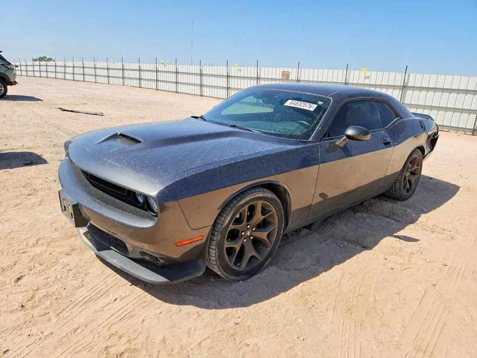 2C3CDZJG8KH736365 Dodge Challenger 2019 — повреждение Задняя часть, фото до ремонта