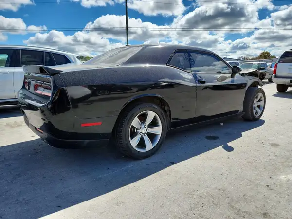 2C3CDZAG4KH505785 — 2019 Dodge Challenger, фото 3 с аукциона Copart 05.10.2026, Передняя часть
