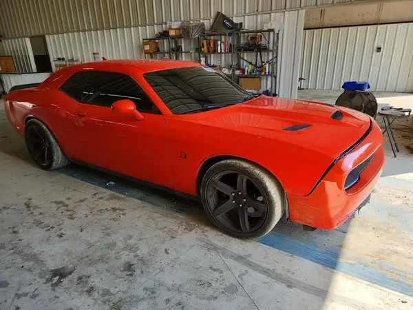 2C3CDZFJ4LH242591 — 2020 Dodge Challenger, фото 4 с аукциона Copart 14.10.2026, Мелкие вмятины и царапины