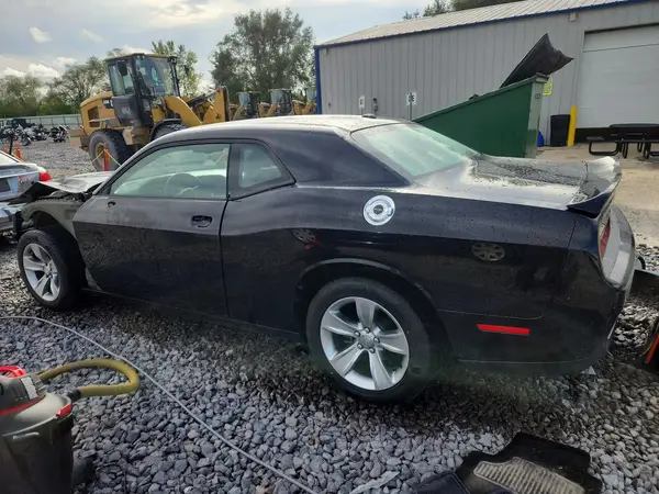 2C3CDZAG3LH131042 — 2020 Dodge Challenger, фото 2 с аукциона Copart, Передняя часть