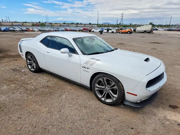 2C3CDZBT2LH118522 — 2020 Dodge Challenger, фото 4 с аукциона Copart, Подтопление